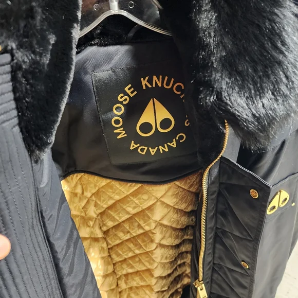 Moose Knuckles Black Puffer Jacket Gold Series. Brand NEW!!!